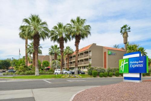 Holiday Inn Express Palm-Desert By Ihg,Palm Springs>>Palm Desert,3 star