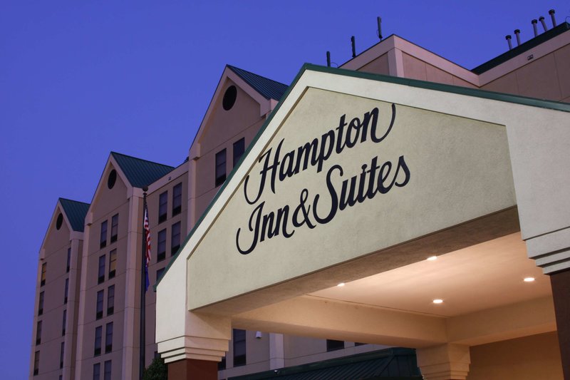hampton inn and suites nashville airport