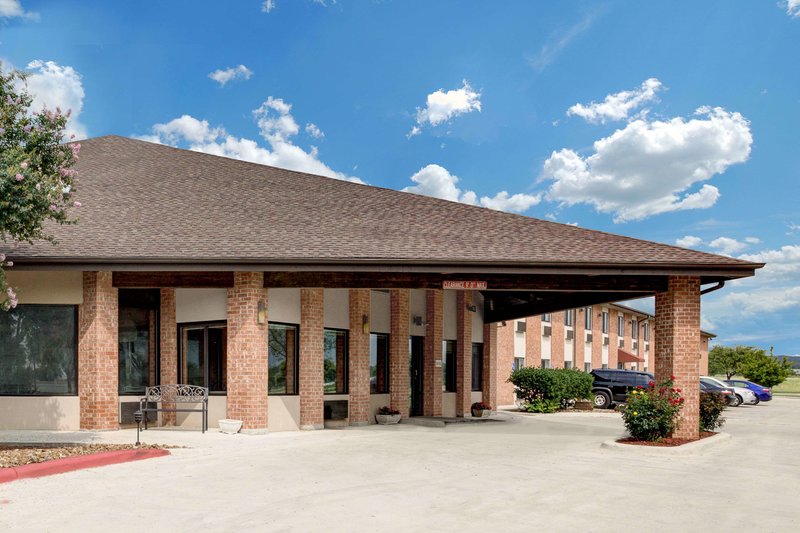 baymont inn and suites by wyndham san marcos outlet malls