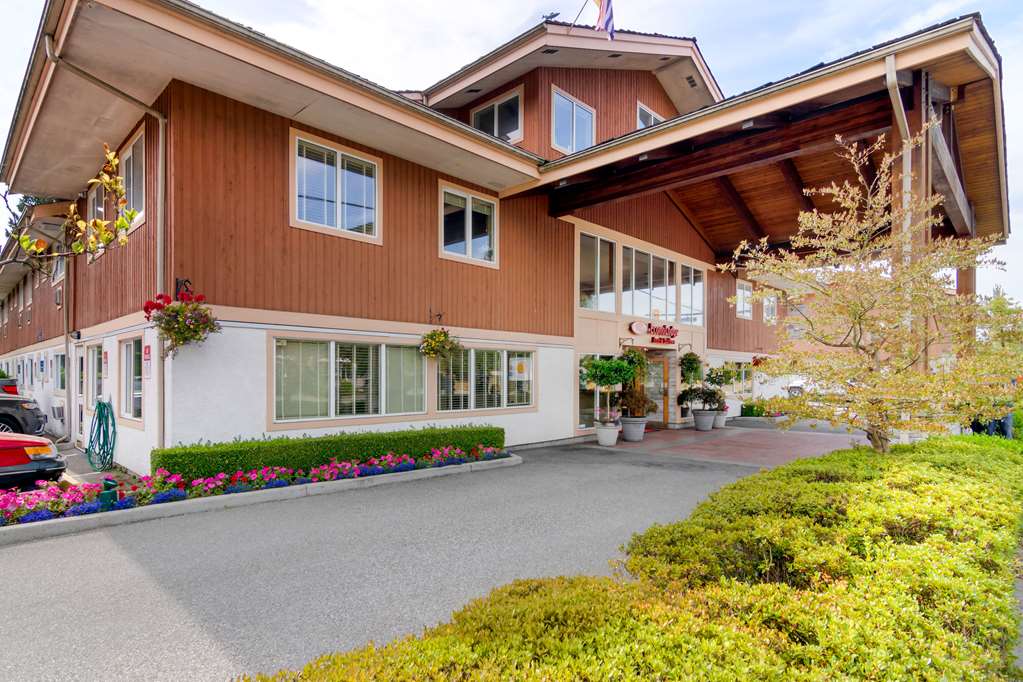 Econo Lodge Inn & Suites,West End>>District Of North Vancouver,2 star