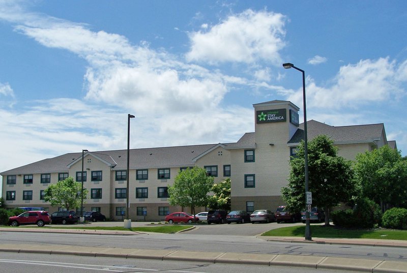 suburban studios minneapolis bloomington