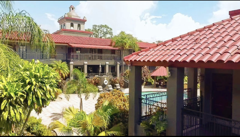 Red Roof Inn Plus+ & Suites Tampa,Florida>>Tampa,3 star