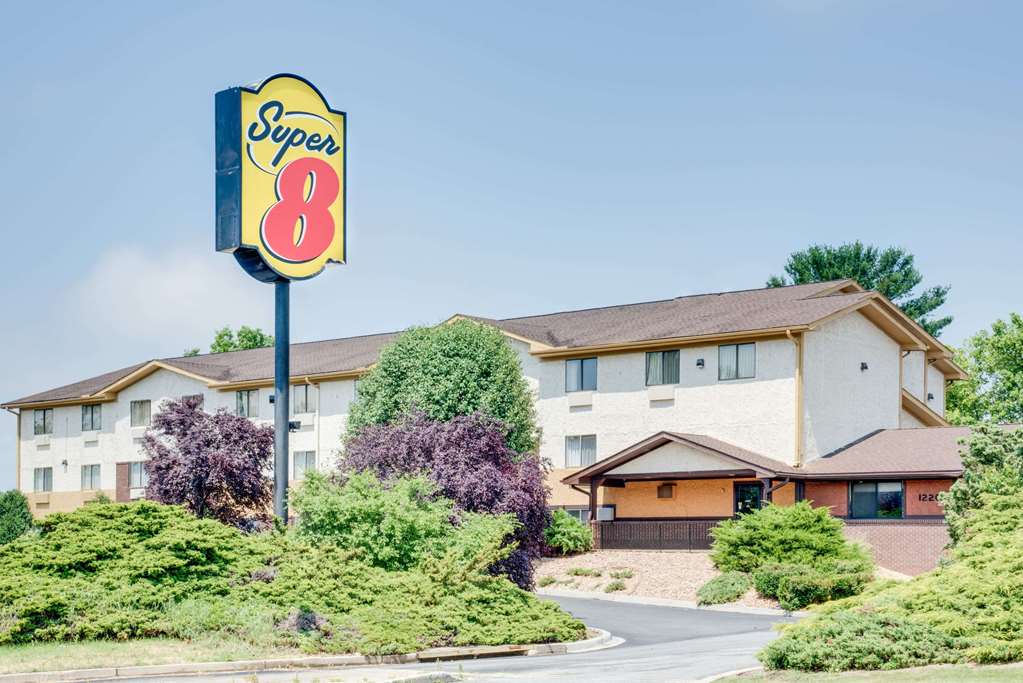 super 8 by wyndham hagerstown i 70