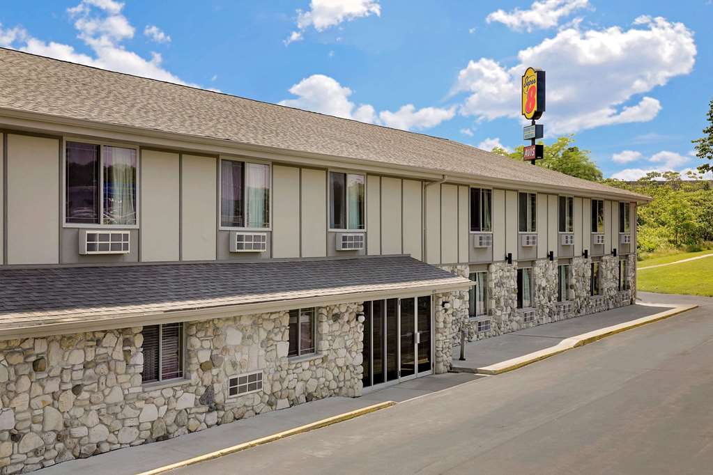 Super 8 By Wyndham Sturgeon Bay,Wisconsin>>Sturgeon Bay,2 star