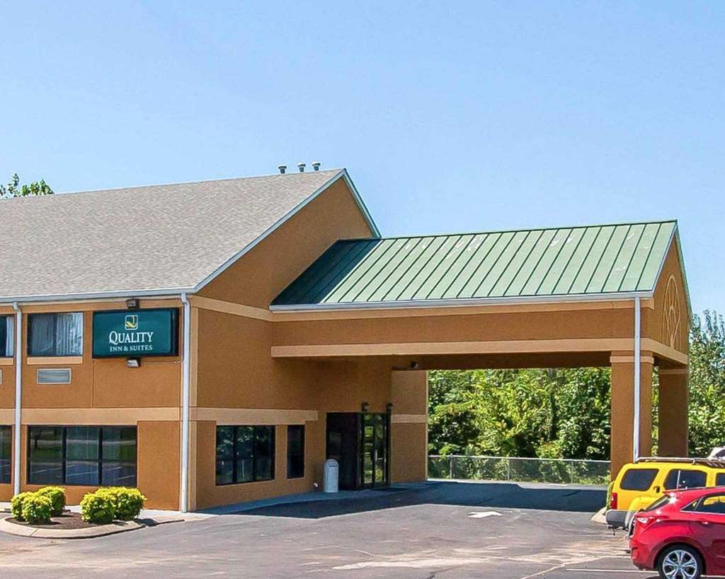 Quality Inn And Suites Centerv,Centerville>>Bucksnort,2.5 star