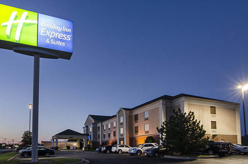 Holiday Inn Express & Suites Vinita By Ihg,Oklahoma>>Miami,3 star