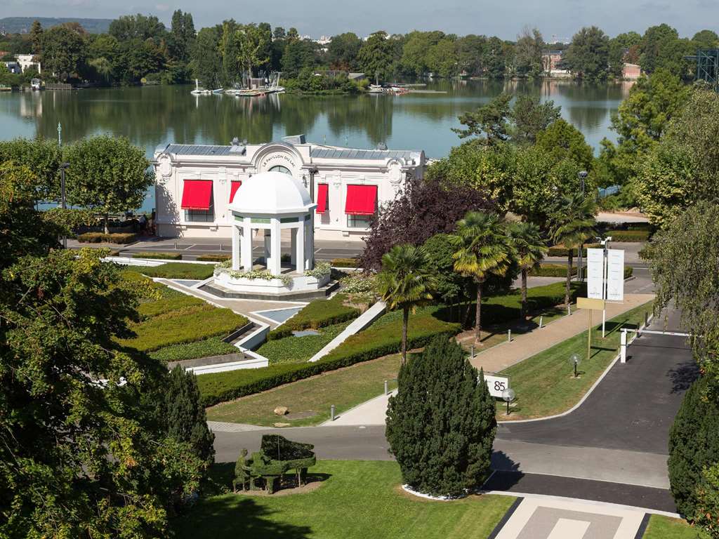 Grand Hotel Barriere Enghien Les Bains,Colombes>>Clichy,4 star