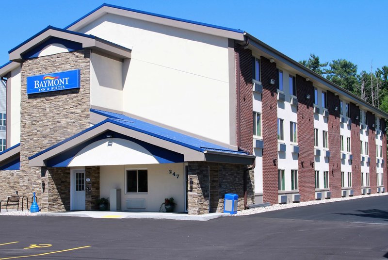 Baymont By Wyndham Stevens Point,Portage>>Plover,2.5 star