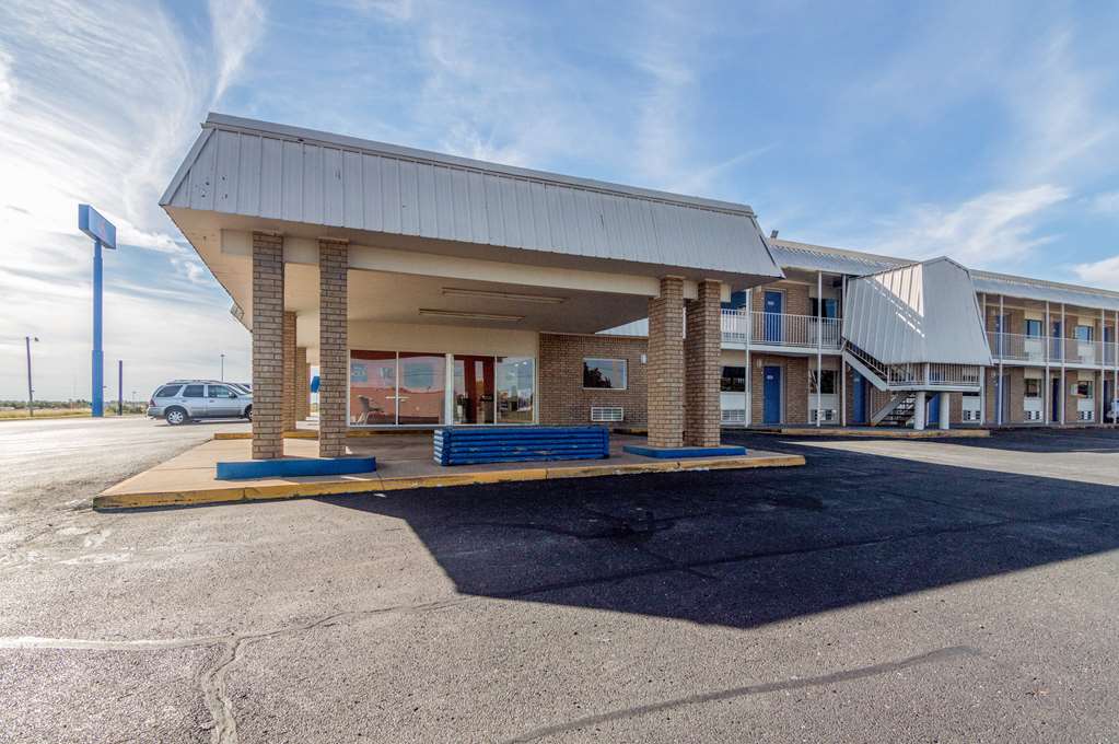 motel 6 clinton ok