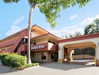 Days Inn By Wyndham Encinitas Moonlight Beach