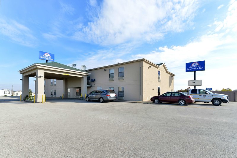 Super 8 By Wyndham Chenoa,Chenoa>>Bloomington,2 star