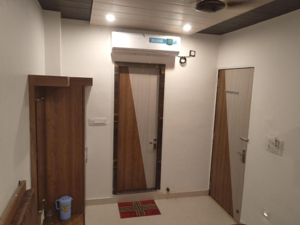 rudraksha guest house