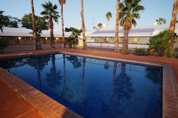 Bluestone Motor Inn,Tennant Creek>>Alice Springs,4 star