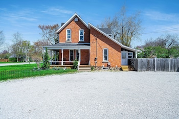 Kingsville House Bed And Breakfast,,3 star