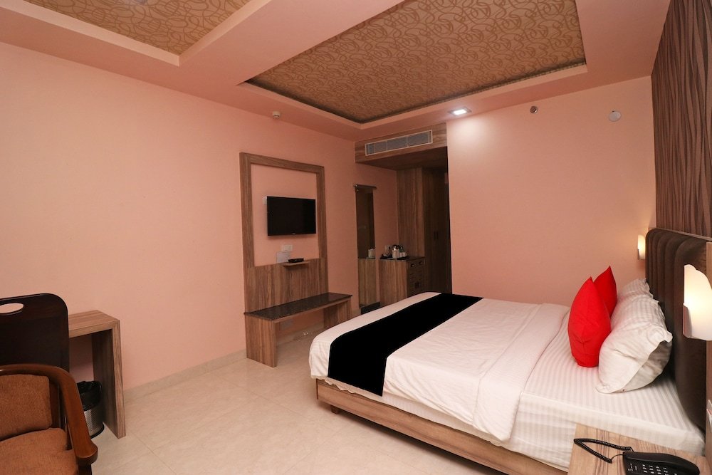 Capital O 27765 Hotel Vip Square,Puri>>Bhubaneshwar,3 star