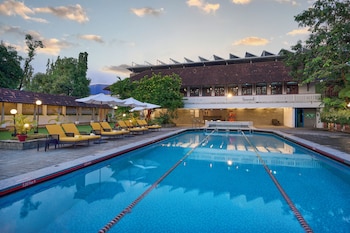 Casino Hotel - Cgh Earth,Willingdon Island,5 star