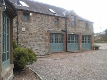 Lochside Lodge & Roundhouse Restaurant,In Angus,3 star
