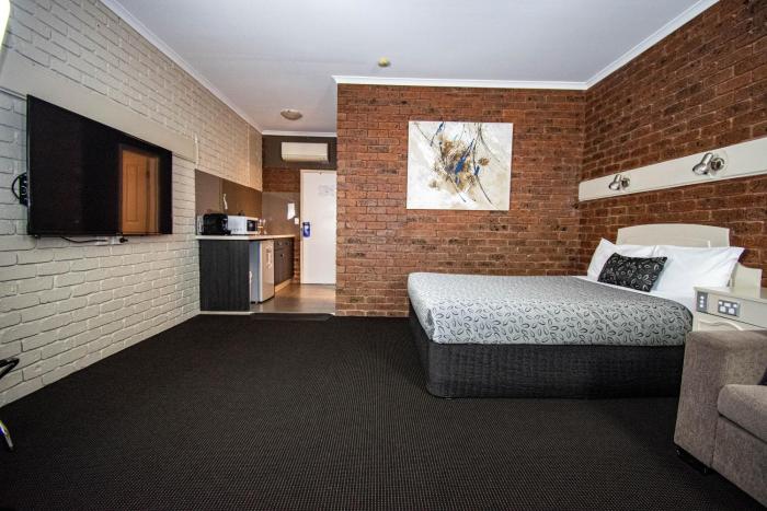 Albury Townhouse Motel,New South Wales>>Albury,3 star