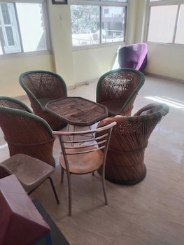 Hotel Mostel Guest House - Jaipur,Jhalana Doongri>>Jaipur,2 star