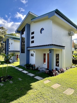 La Fortuna Ecohouse,,1 star