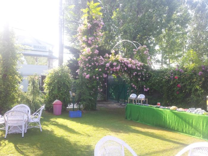 Hotel Mirage,Raj Bagh,3 star