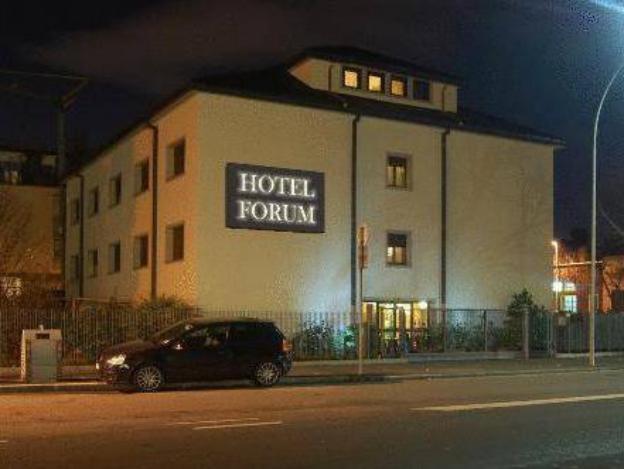 hotel forum