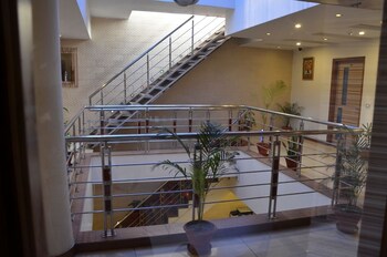 Hotel Citi Heights,Sector 22,3 star