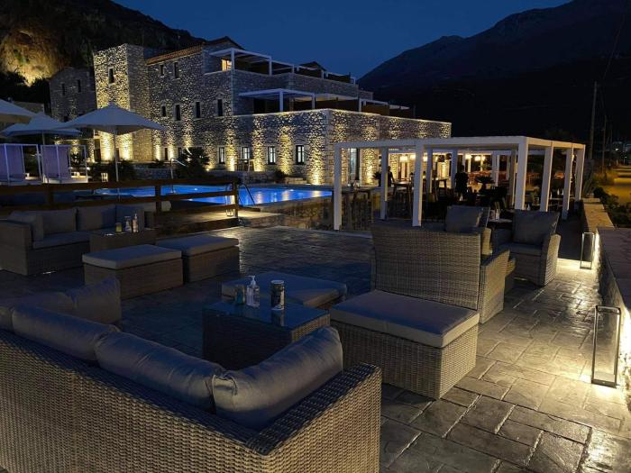 Itilo Traditional Hotel,East Mani>>Areopoli,4 star