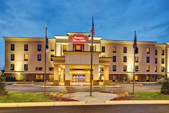 Hampton Inn & Suites Lansing West,Dewitt>>Delta Charter Township,3 star