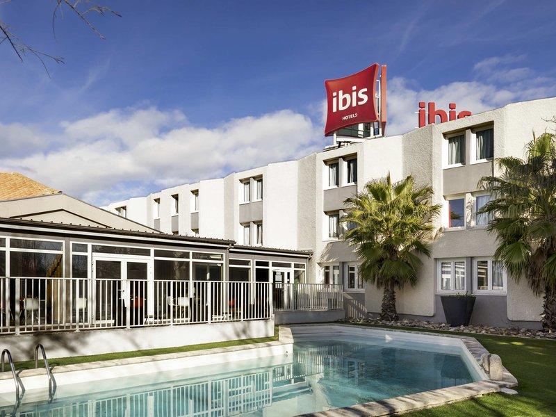 ibis arles