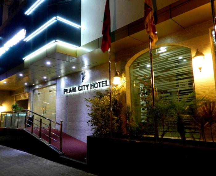 pearl city hotel