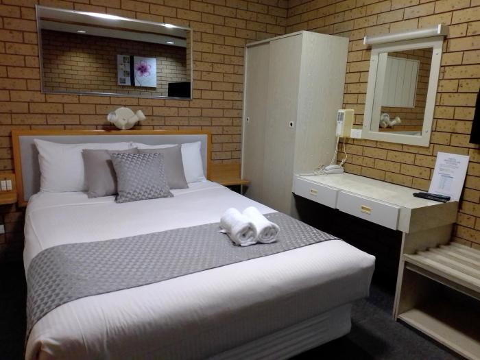 Country Home Motor Inn,Shepparton>>Orrvale,3 star