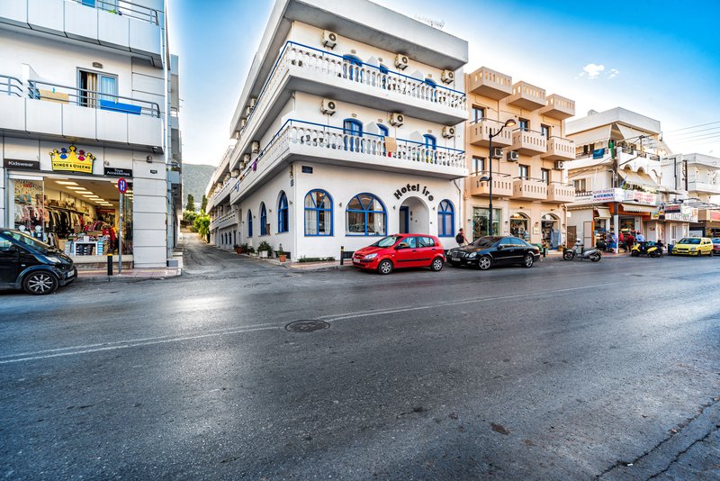 iro hotel