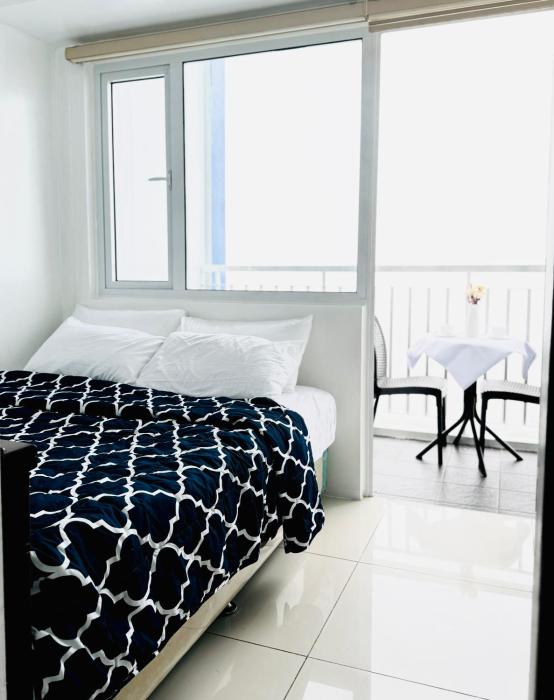 tagaytay rotunda staycation