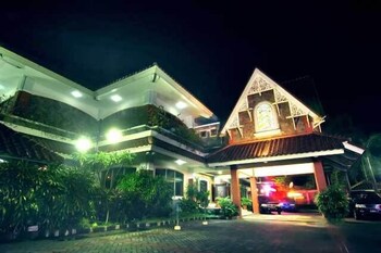 pondok serrata convention boutique and tourist hotel