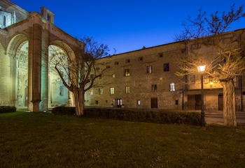 Hospederia Senorio De Casalarreina,Cuzcurrita De Rio Tiron>>Casalarreina,3 star