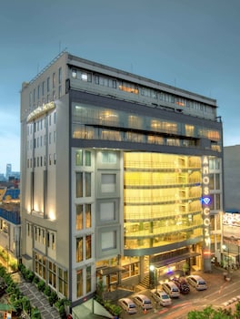 Amos Cozy Hotel & Convention Hall,Kebayoran Baru>>Jakarta,4 star