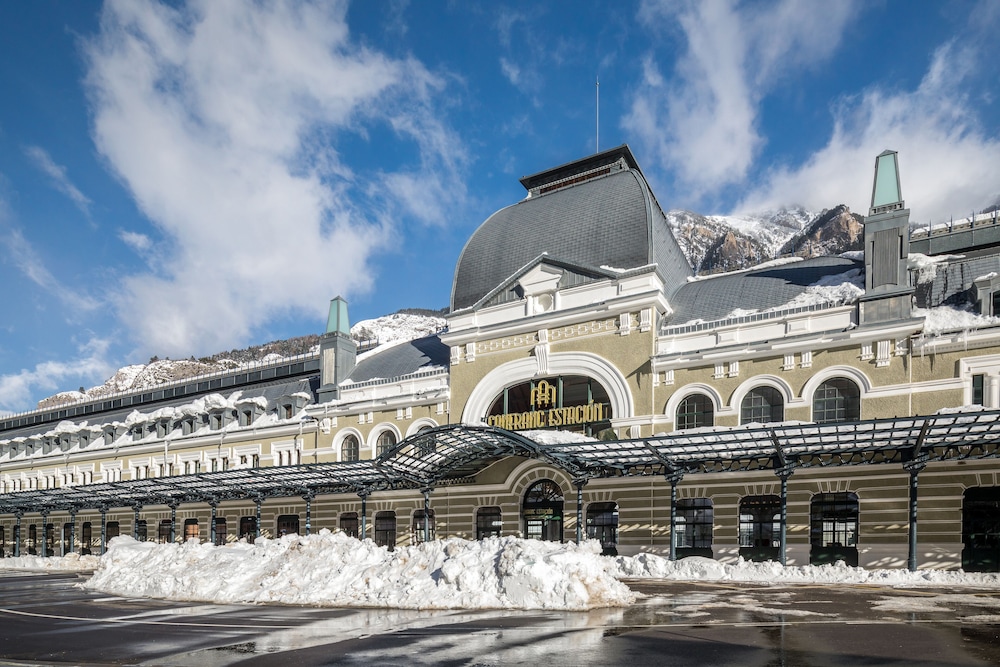 Canfranc Estacion  Royal Hideaway Hotel,,5 star