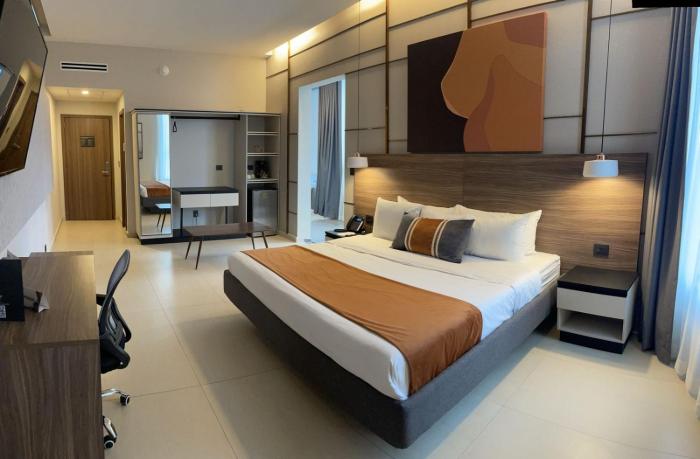 Hotel Via Dorada,,3 star