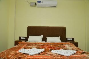 Ud Grand Residency,Shadipur,3 star