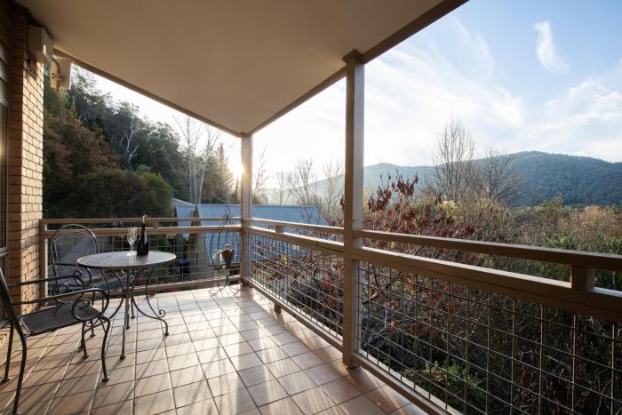 Chestnut Tree Holiday Apartments,Freeburgh>>Bright,5 star