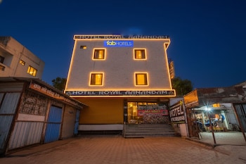 Fabhotel Royal Aanandam,Gwalior|India,3 star
