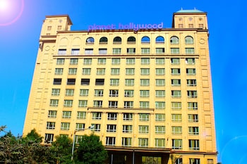 Planet Hollywood Thane,Ghodbunder Road,5 star