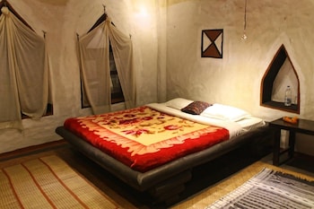 Desia Eco Tourism Camp,Koraput>>Jeypore,2 star
