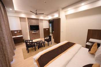 Fairvacanze Inns & Suites Lucknow