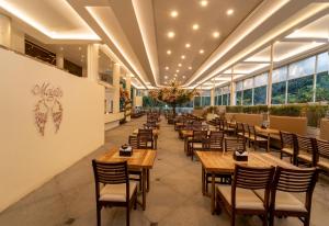 Moistin Business Class Hotel