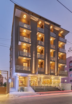 Regenta Inn Grand Orr Mahadevapura,Orr - Marathahalli,4 star