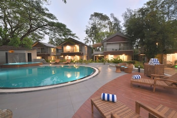 Arova Woods Zinc Journey By The Fern,Rao Colony, Lonavala,4 star