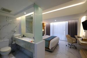 Dream Of Aventus Hotel Kuta,,5 star