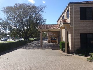 Best Western Tuscany On Tor Motor Inn,Newtown>>Darling Downs,4 star